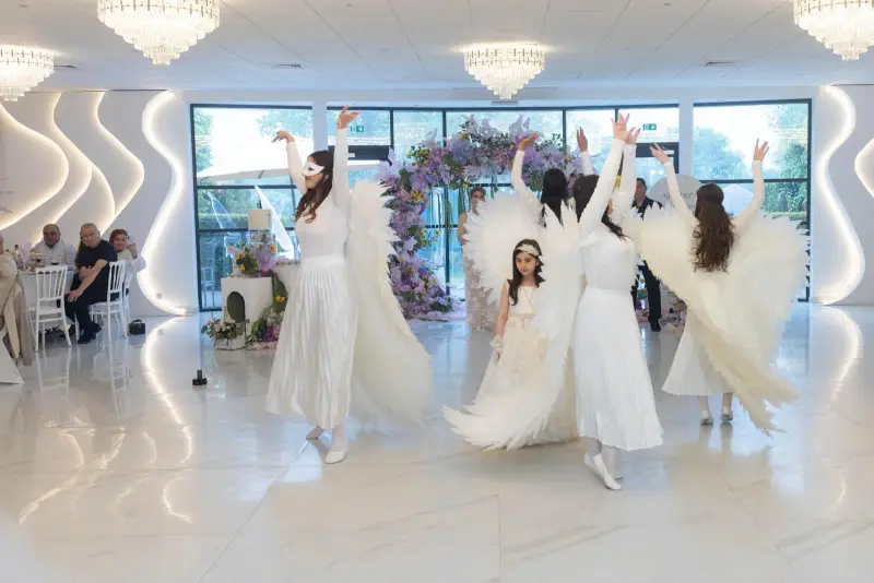 Rozi Dance — chant et danse